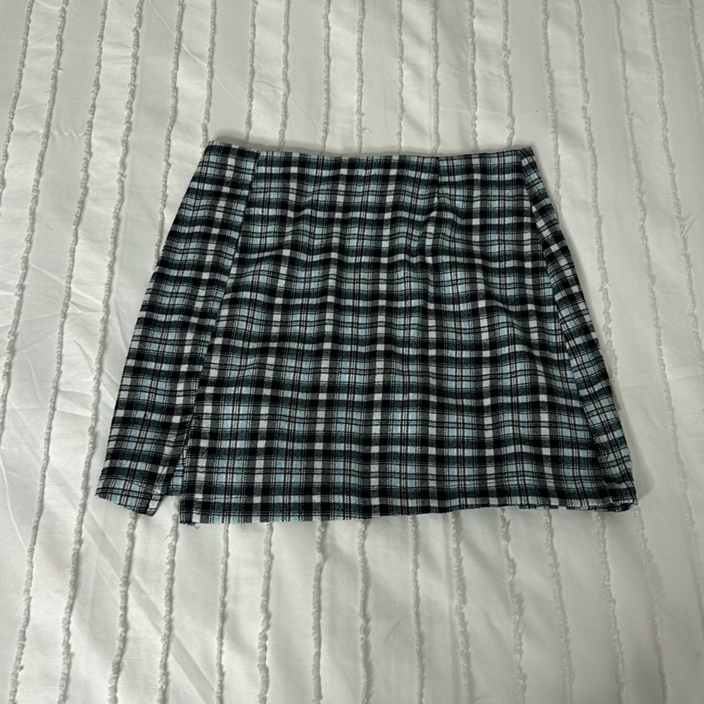 Art class skirt. Size youth medium.